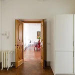 Iflat Campo Dei Fiori Stylish 公寓 *